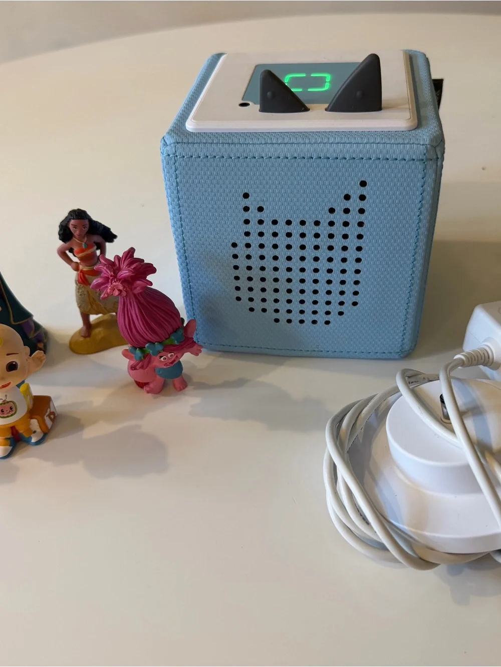 Kids Story Speaker Cube in Light Blue - Soft Fabric Audio Player with 6 figures